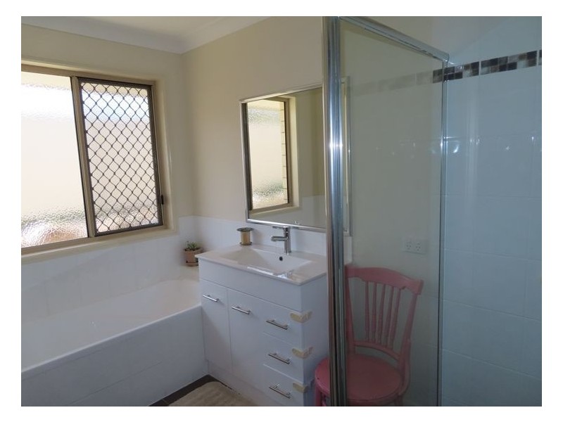 4 Pavilion Drive, Stanthorpe QLD 4380