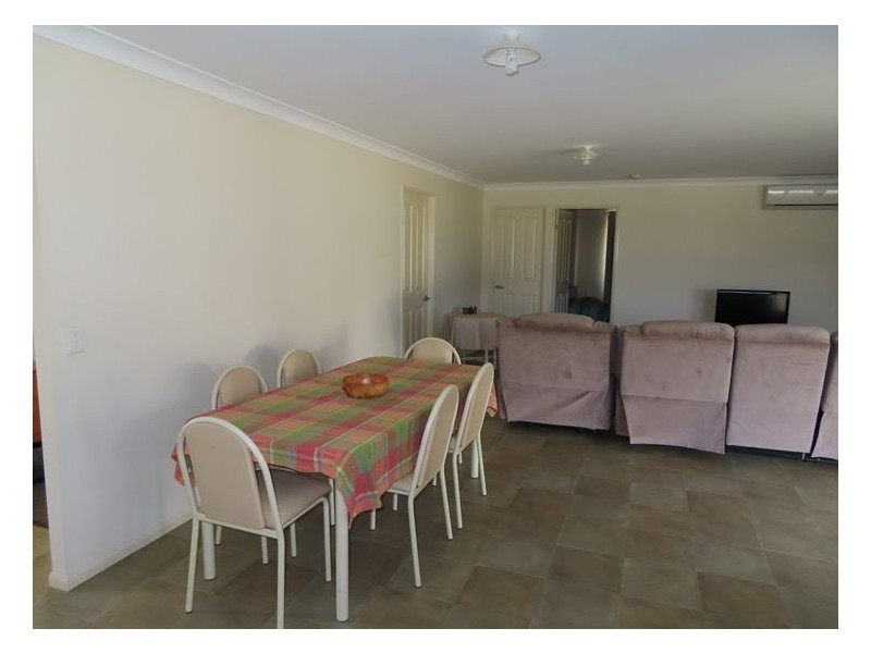 4 Pavilion Drive, Stanthorpe QLD 4380