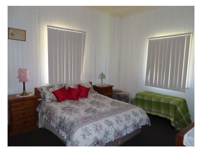 35 Archibald Street, Stanthorpe QLD 4380