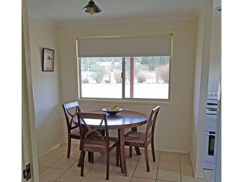 18 Aerodrome Road, Stanthorpe QLD 4380