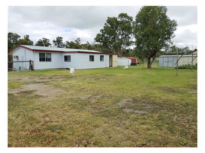 18 Aerodrome Road, Stanthorpe QLD 4380