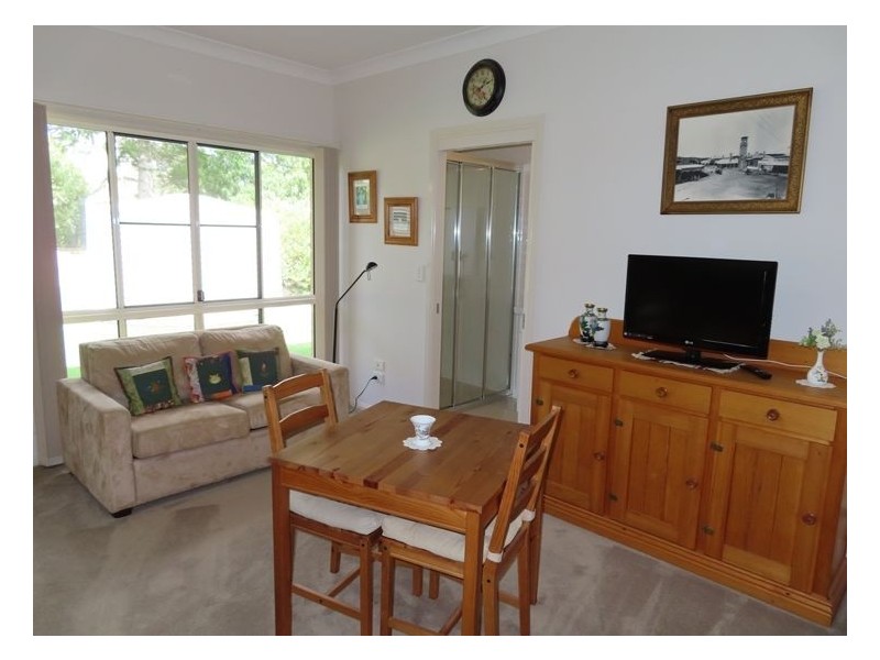 27 Leslie Parade, Stanthorpe QLD 4380