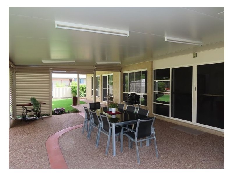 27 Leslie Parade, Stanthorpe QLD 4380