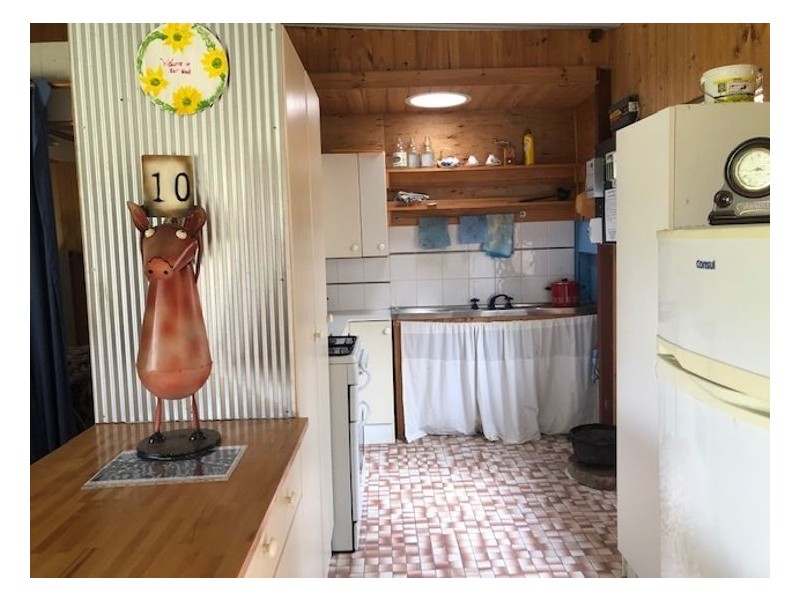 379 Watters Road, Ballandean QLD 4382