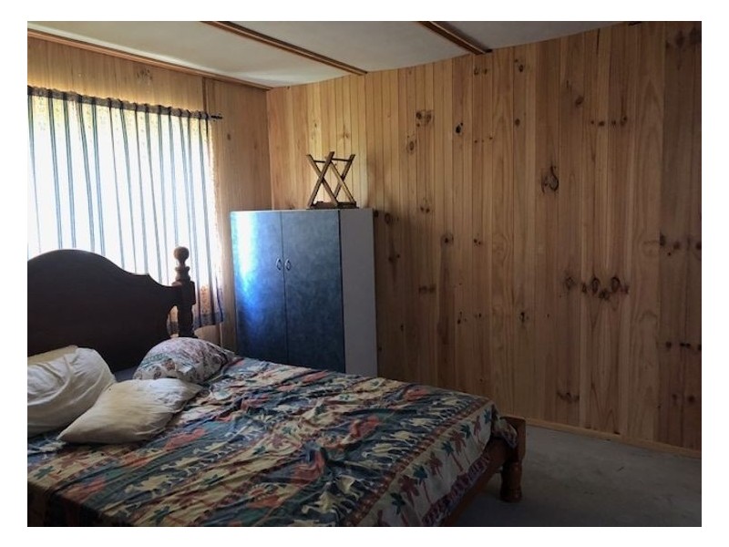 379 Watters Road, Ballandean QLD 4382