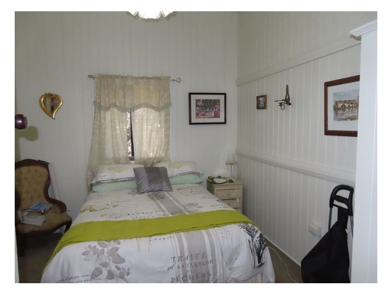 53 Railway Street, Stanthorpe QLD 4380