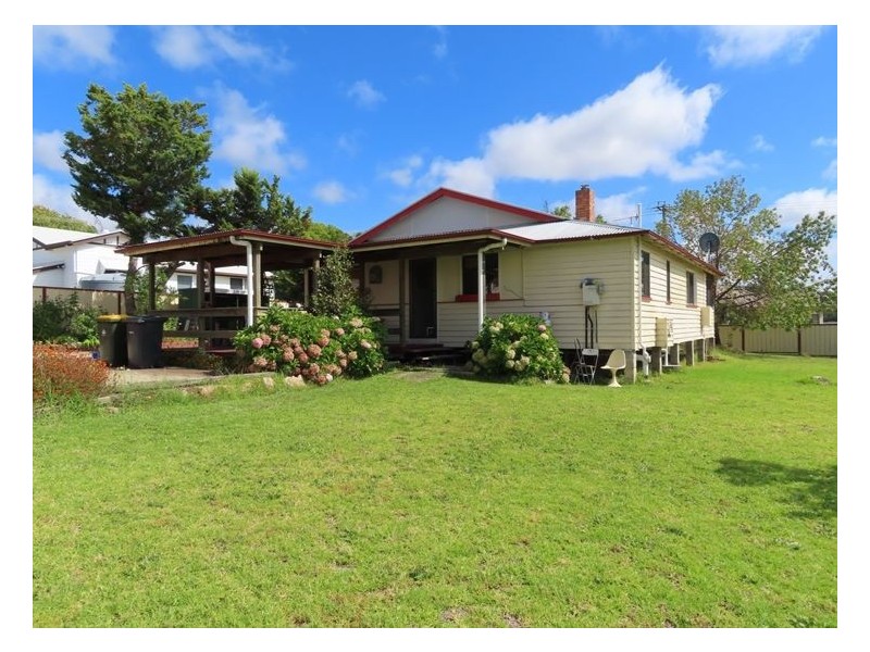 53 Railway Street, Stanthorpe QLD 4380