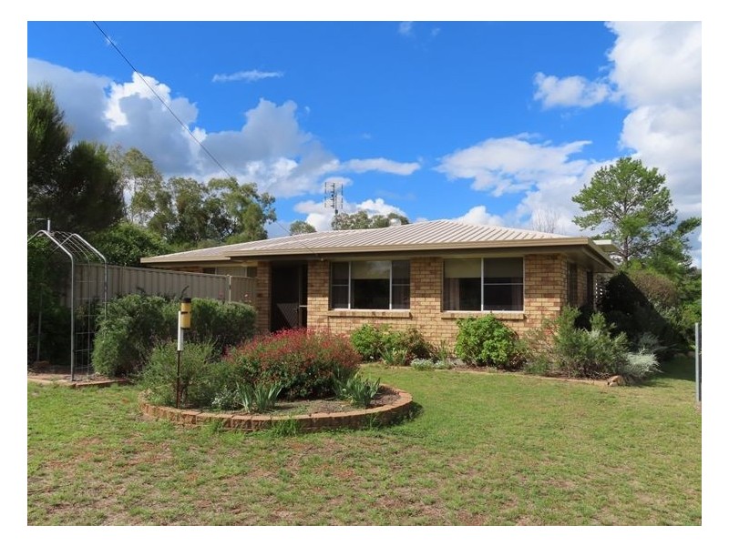16 Gianini Lane, Ballandean QLD 4382