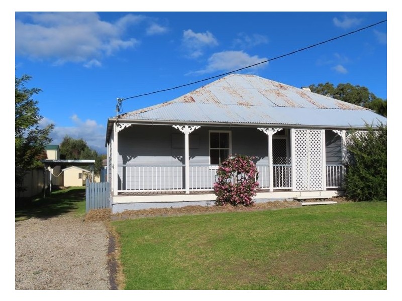 1 Lane Street, Stanthorpe QLD 4380