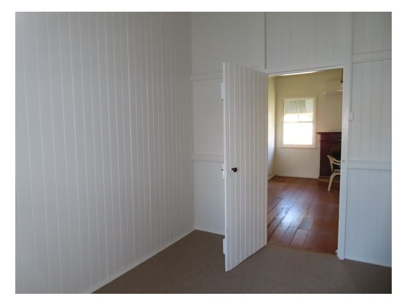 1 Lane Street, Stanthorpe QLD 4380