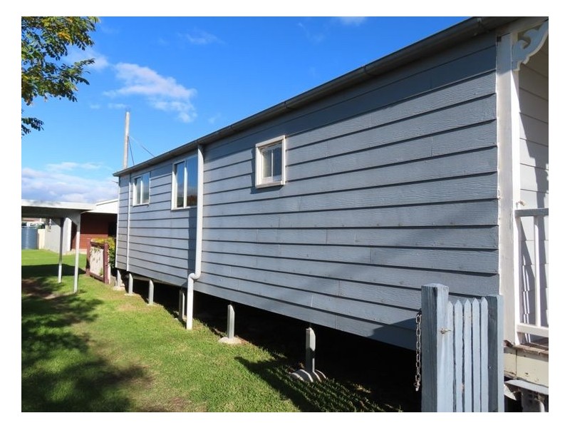 1 Lane Street, Stanthorpe QLD 4380