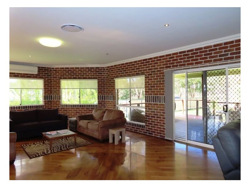 27 McKillop Lane, Stanthorpe QLD 4380