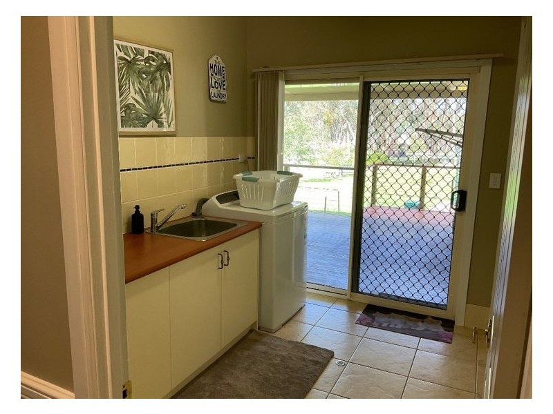 27 McKillop Lane, Stanthorpe QLD 4380