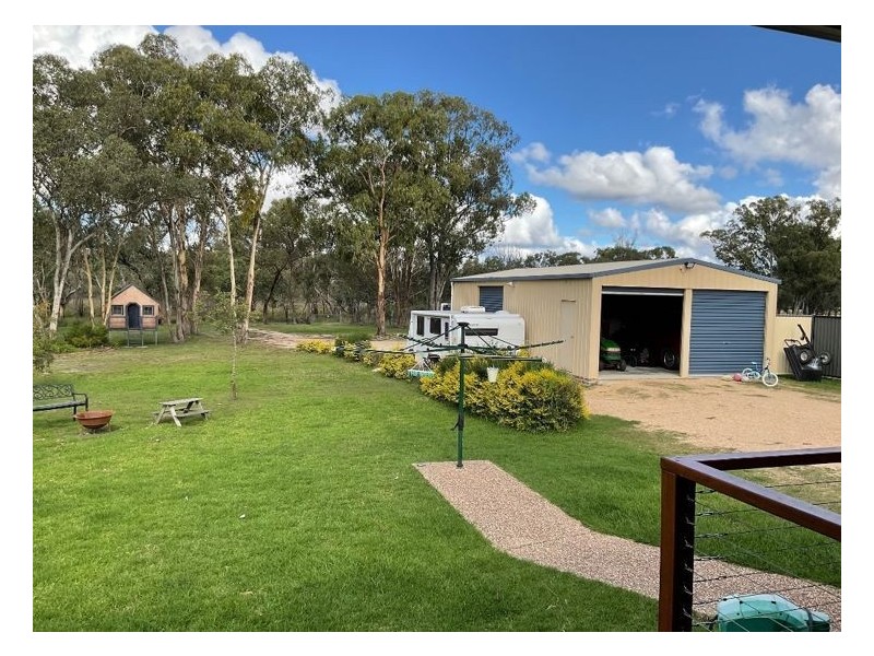 27 McKillop Lane, Stanthorpe QLD 4380