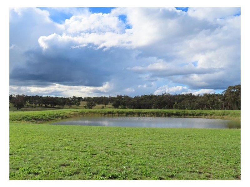 75 Cavallaro Lane, Glen Aplin QLD 4381