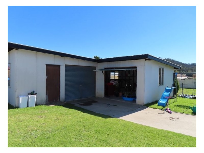 68 Railway Street, Stanthorpe QLD 4380