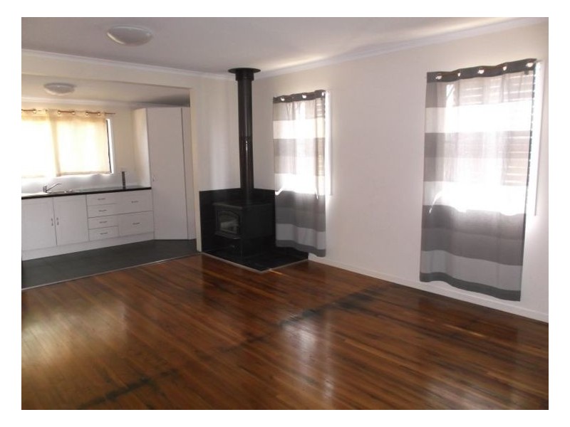 68 Railway Street, Stanthorpe QLD 4380