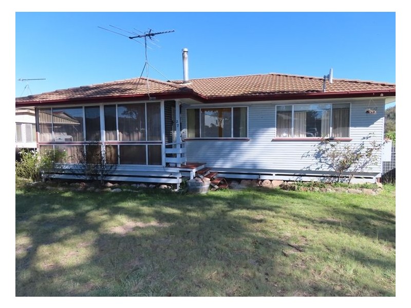 27 Walters Road, Glen Aplin QLD 4381