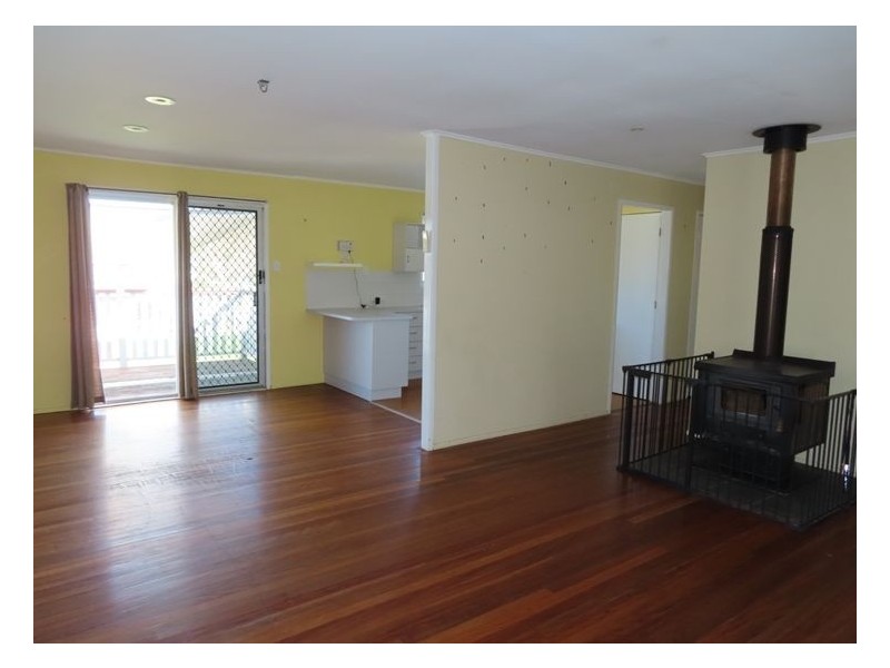 27 Walters Road, Glen Aplin QLD 4381