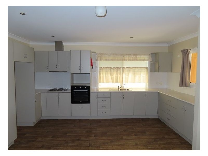 2/27 Wolfram Street, Stanthorpe QLD 4380