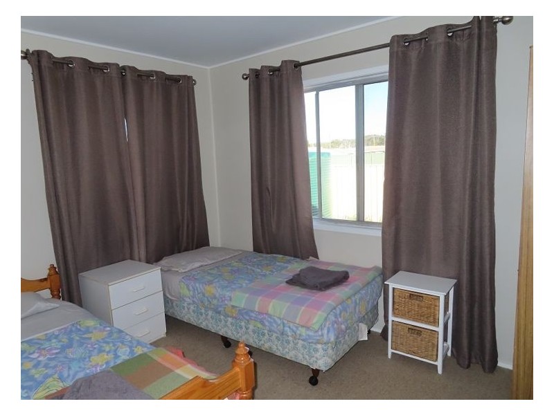 11 Stanton Street, Stanthorpe QLD 4380