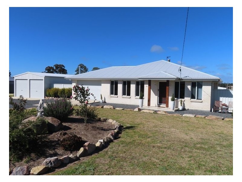 81 Mandelkow Road, The Summit QLD 4377