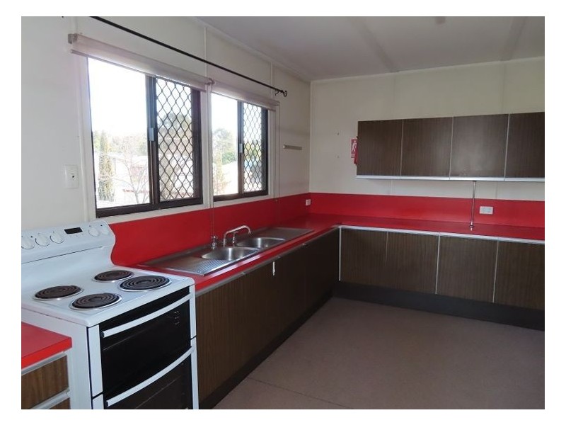 5 Ellevsen Street, Stanthorpe QLD 4380