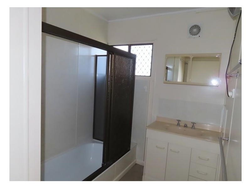 5 Ellevsen Street, Stanthorpe QLD 4380