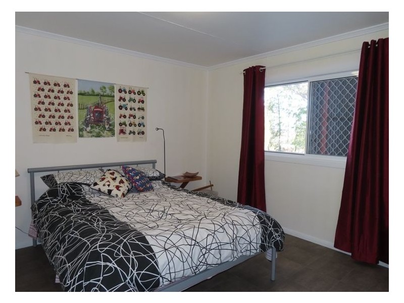 101 Townsend Road, Glen Aplin QLD 4381