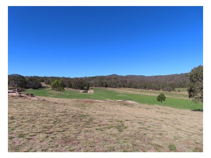 101 Townsend Road, Glen Aplin QLD 4381