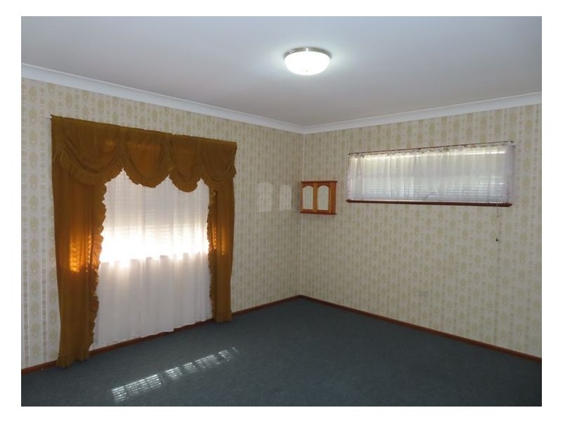 57 High Street, Stanthorpe QLD 4380