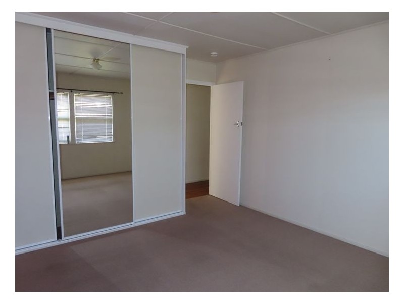 37 Wallangarra Road, Stanthorpe QLD 4380