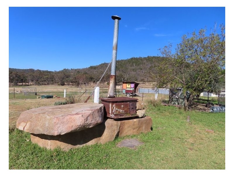 32 Cameron Road, Stanthorpe QLD 4380