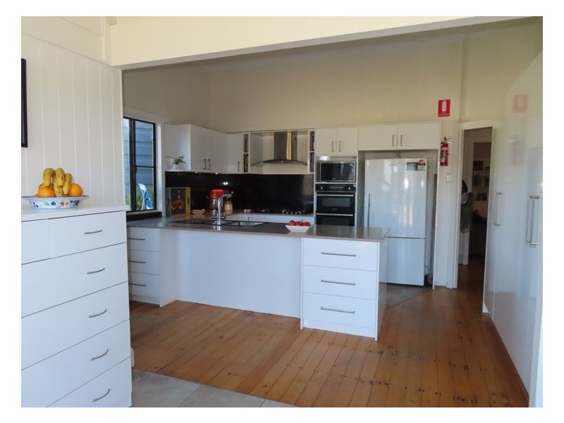 32 Cameron Road, Stanthorpe QLD 4380