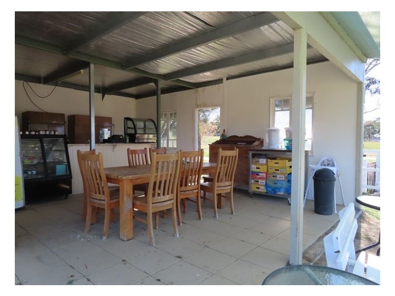 32 Cameron Road, Stanthorpe QLD 4380