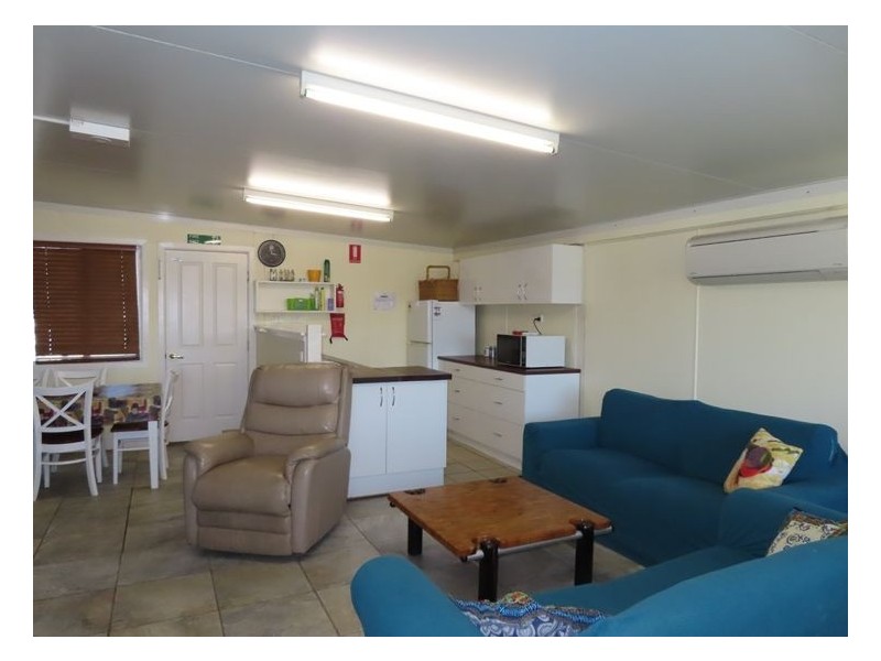 32 Cameron Road, Stanthorpe QLD 4380