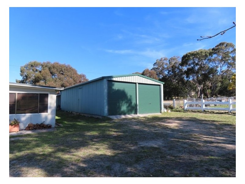 32 Cameron Road, Stanthorpe QLD 4380