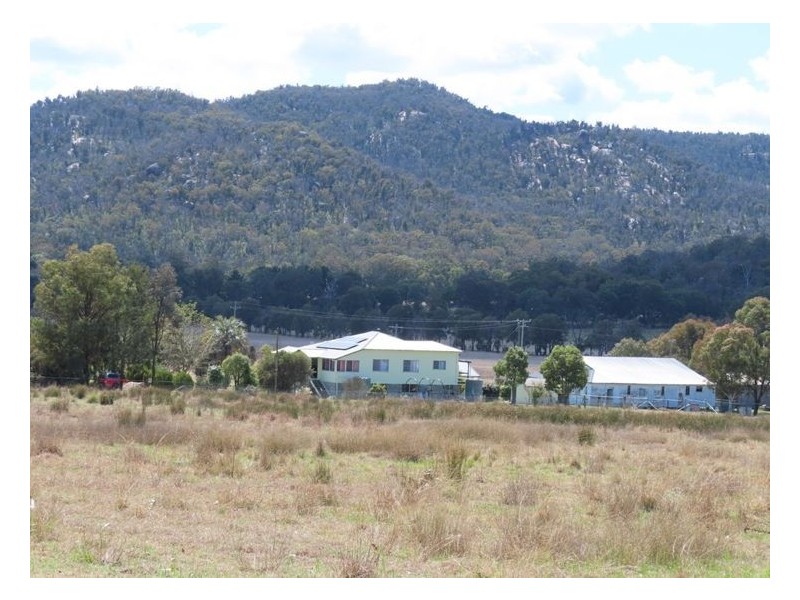 88 Paling Yard Road, Wallangarra QLD 4383