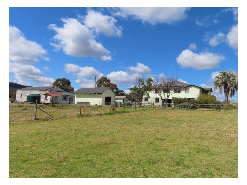 88 Paling Yard Road, Wallangarra QLD 4383
