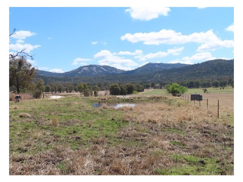 88 Paling Yard Road, Wallangarra QLD 4383