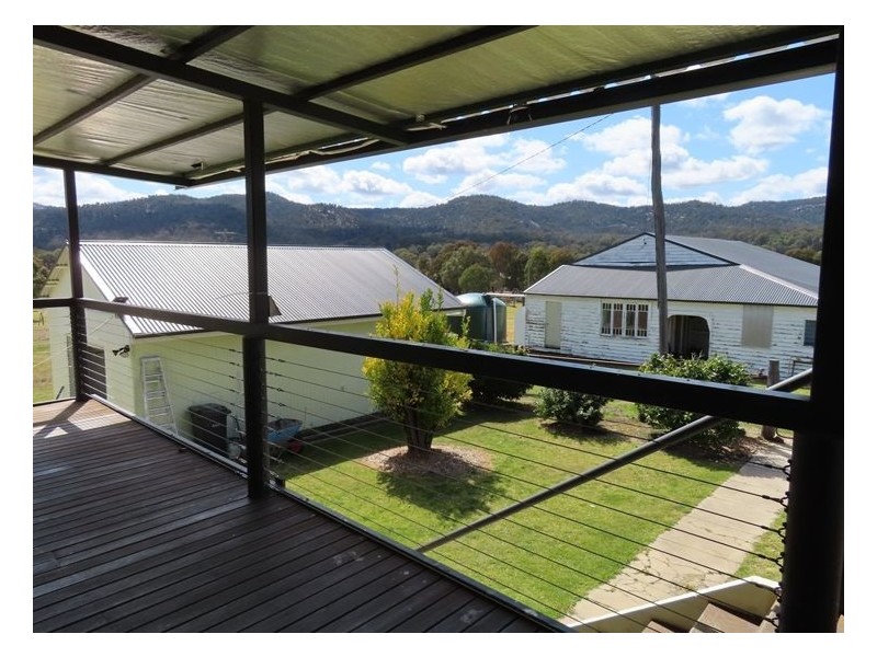 88 Paling Yard Road, Wallangarra QLD 4383