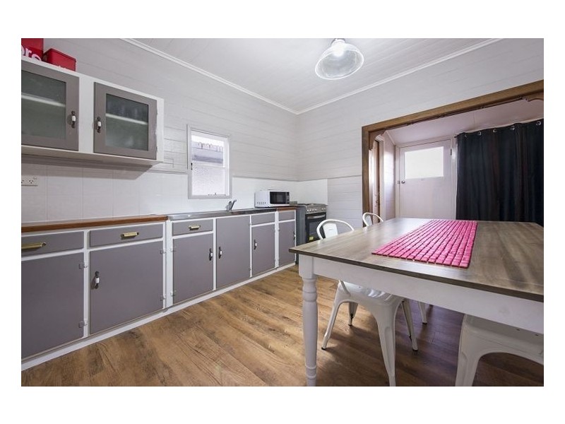 19 Johnson Street, Stanthorpe QLD 4380