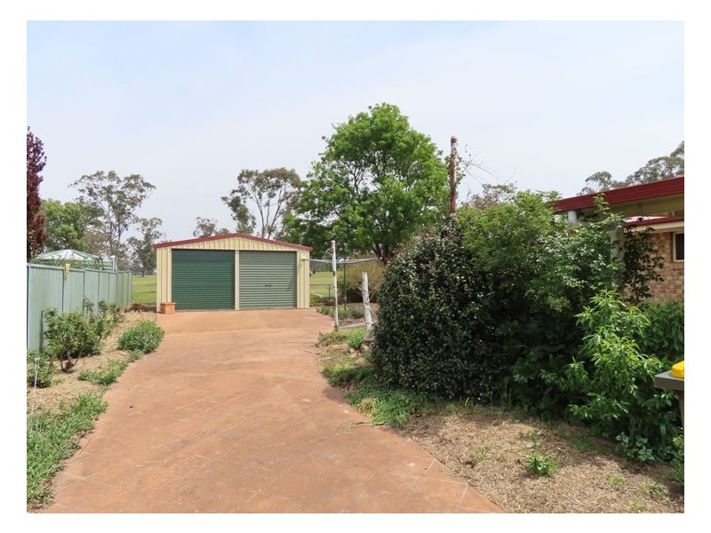 14 Fairway Crescent, Stanthorpe QLD 4380
