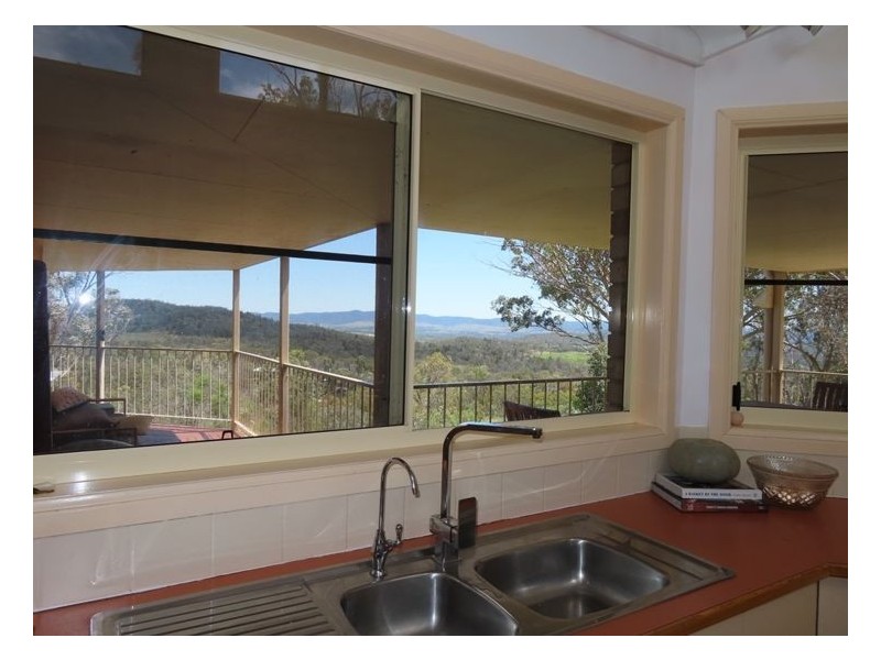 37 Watters Road, Ballandean QLD 4382