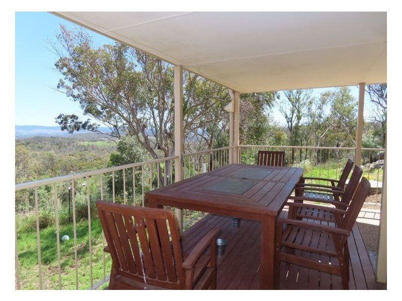 37 Watters Road, Ballandean QLD 4382