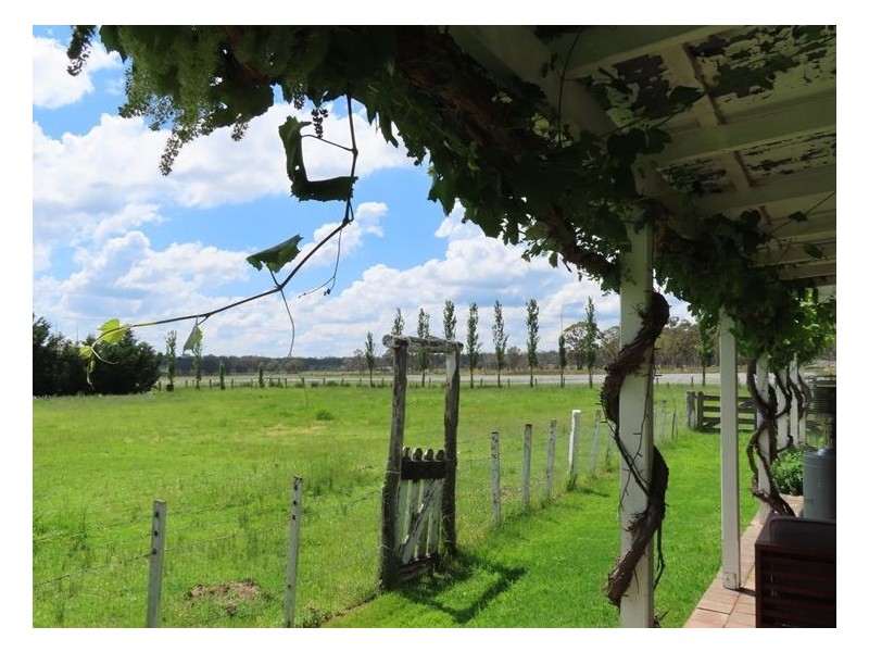 496 Texas Road, Broadwater QLD 4380