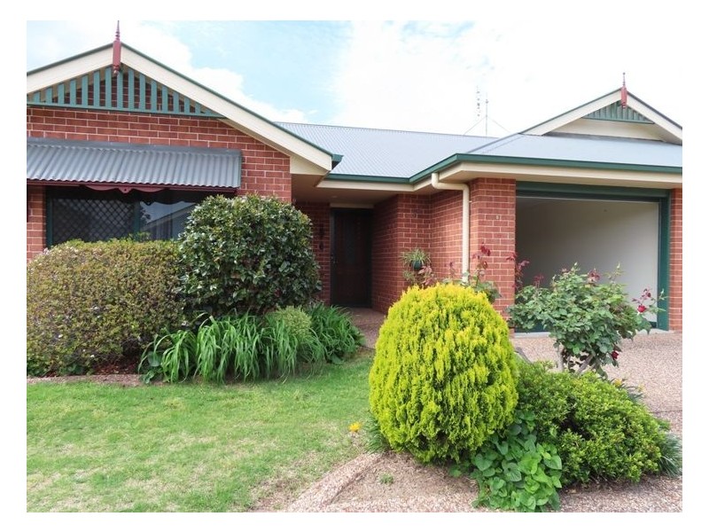 Unit 5 23 Granite Street, Stanthorpe QLD 4380