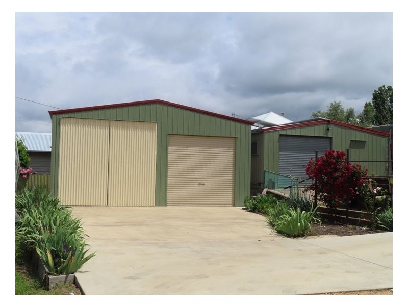 16 Anzac Street, Stanthorpe QLD 4380