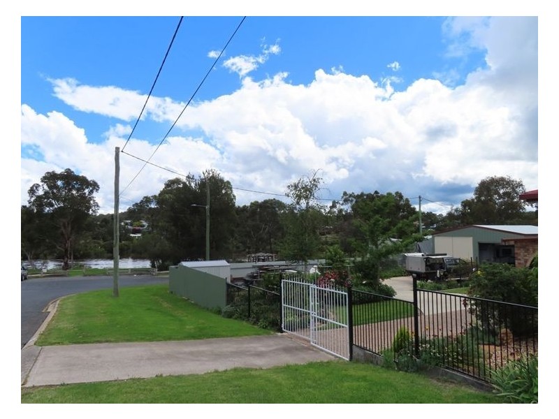 16 Anzac Street, Stanthorpe QLD 4380