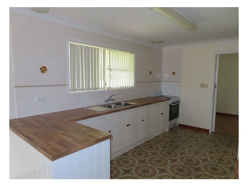 76 Sugarloaf Road, Stanthorpe QLD 4380